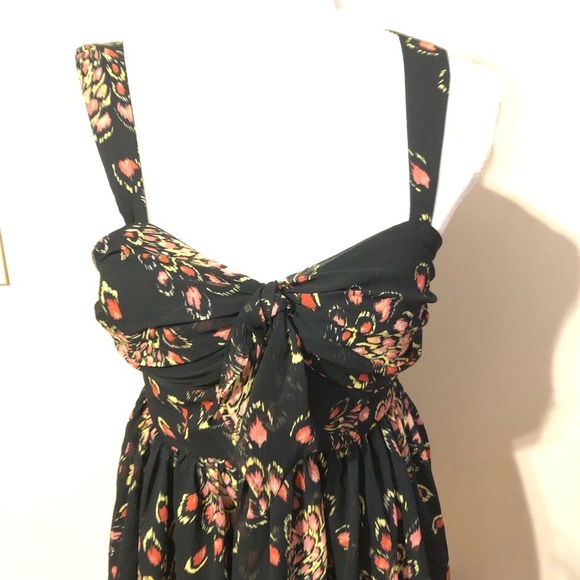 ⭐️ Candies Back Keyhole Dress - Picture 2 of 7